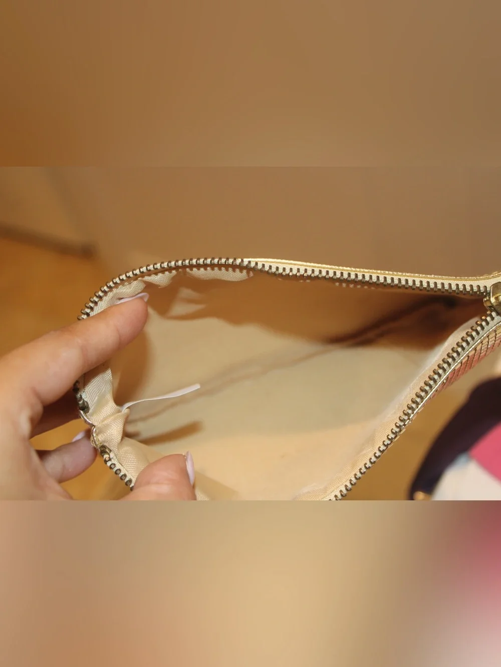 Gold Metal Mesh Zipper Pouch Evening Clutch Cosmetic Makeup Bag 7.5